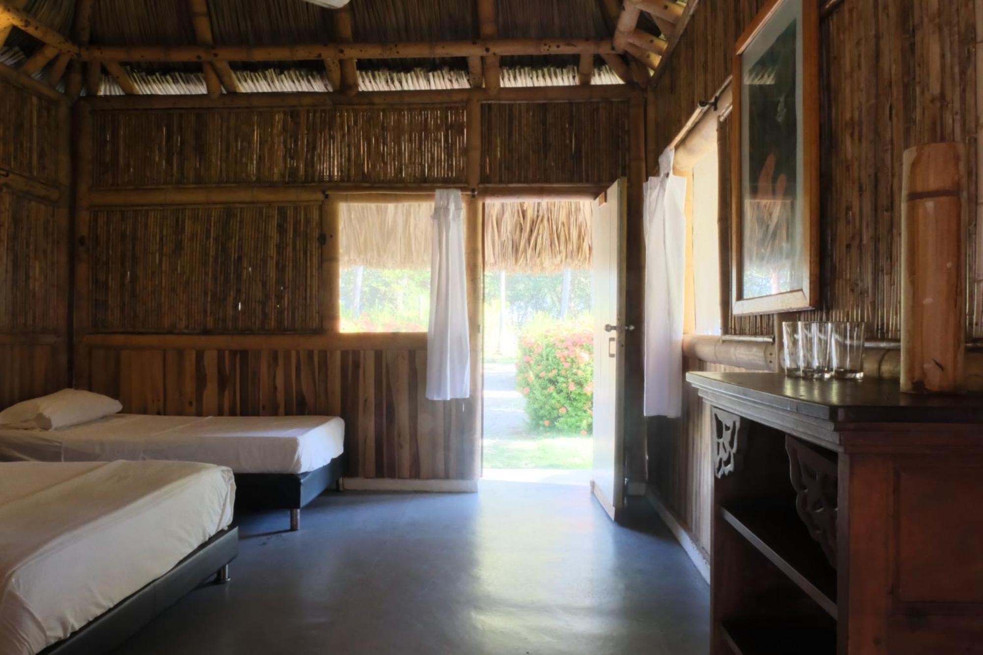 Playa Bonita Ecohotel Pet-friendly Hotel 2*