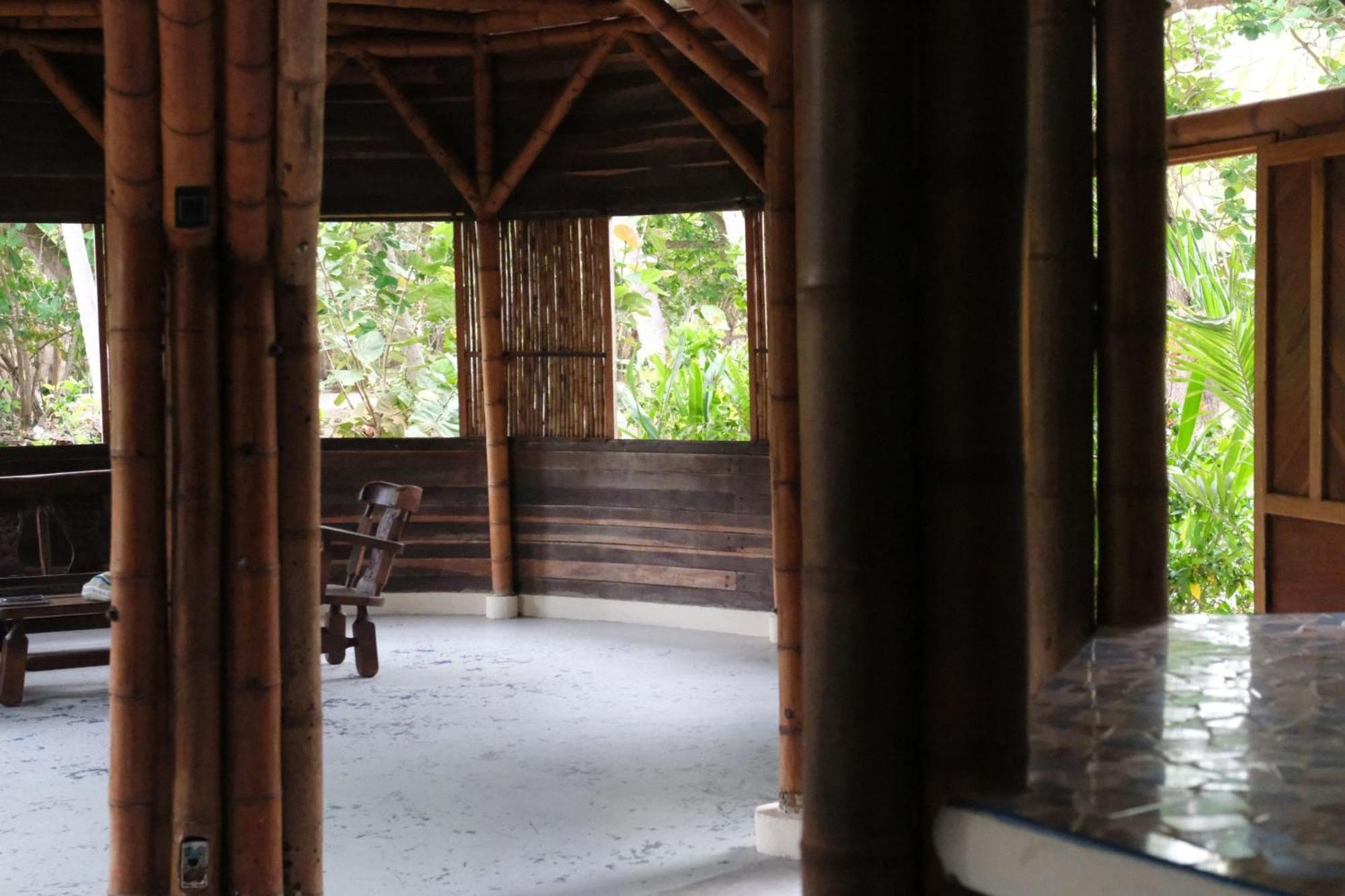 Playa Bonita Ecohotel Pet-friendly Hotel Buritaca